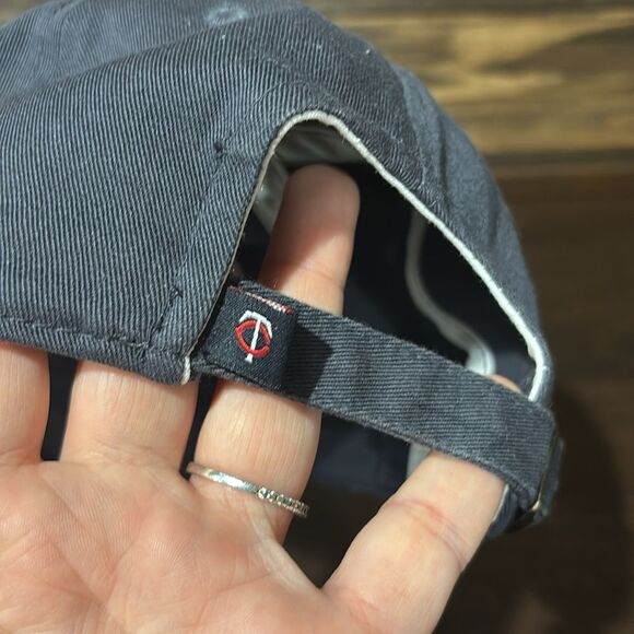 Minnesota Twins Baseball Cap Blue Red Adjustable Hat One Size - Picture 4 of 9